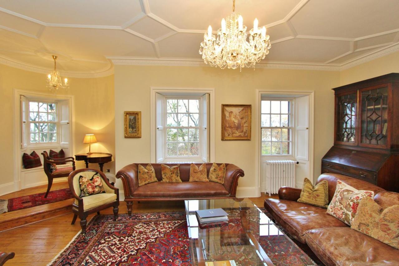 Ramsay Garden - Spacious 3-Bedroom Apartment Next To Edinburgh Castle Exterior foto