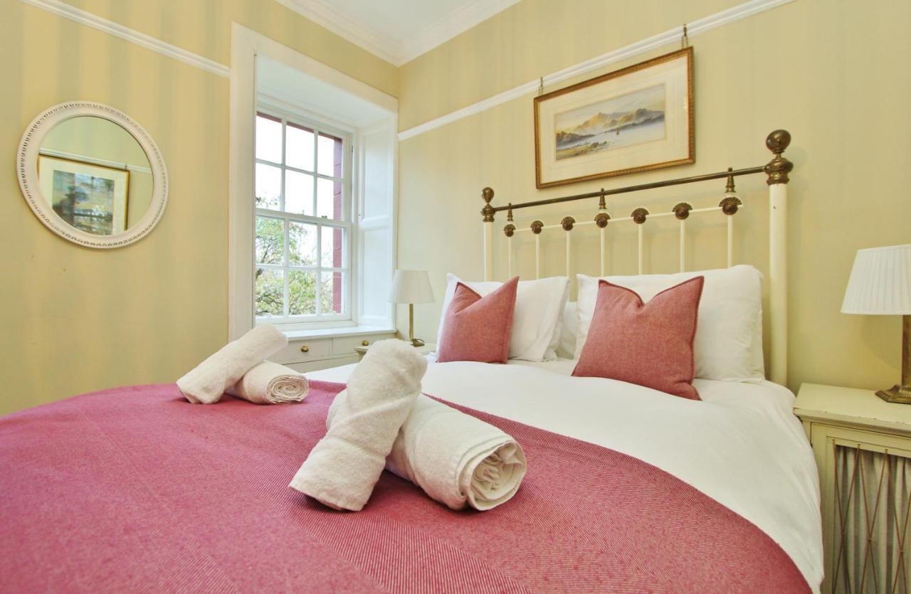 Ramsay Garden - Spacious 3-Bedroom Apartment Next To Edinburgh Castle Exterior foto